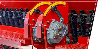 BEZPAKĀPJU PĀRNESUMMEHANISMS (VARIATORS)